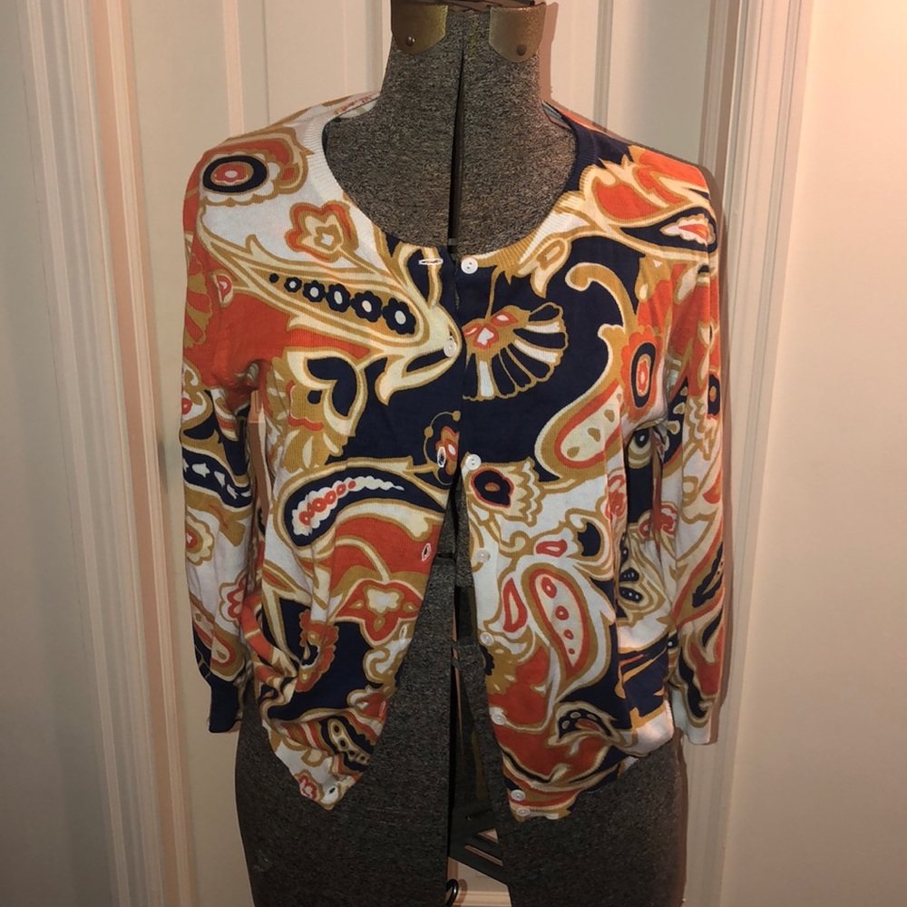Flattering cardigan